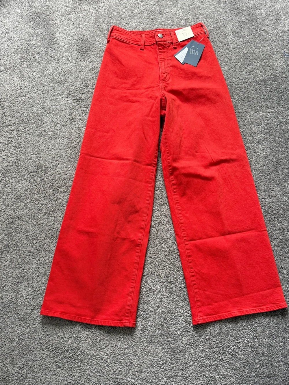 Brand new with tag Universal Thread Red Wide-Leg High-Rise Jeans - Picture 2 of 6